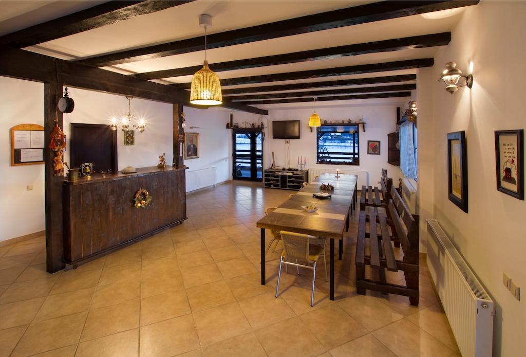 Casa Georgescu Hotell Rîşnov Eksteriør bilde
