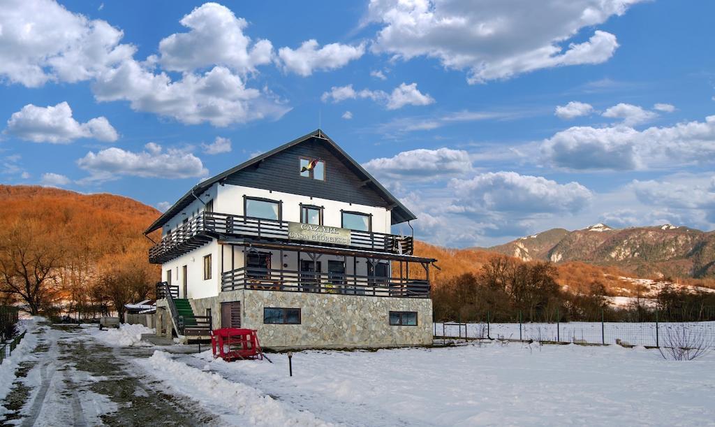 Casa Georgescu Hotell Rîşnov Eksteriør bilde