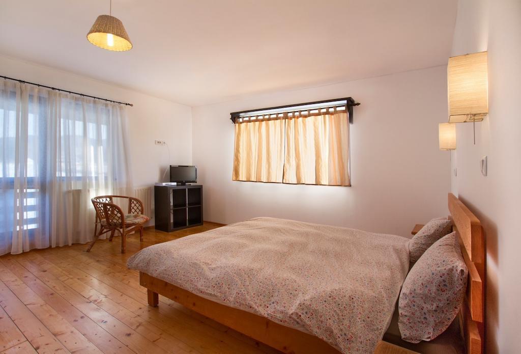 Casa Georgescu Hotell Rîşnov Rom bilde