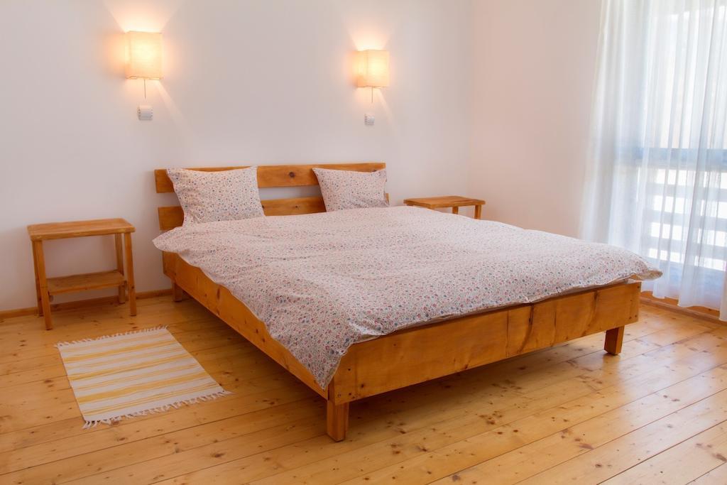 Casa Georgescu Hotell Rîşnov Eksteriør bilde